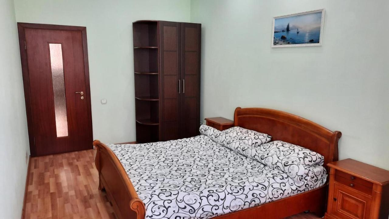 Elegance Apartment Chisinau Center Close To Stefan Cel Mare ภายนอก รูปภาพ